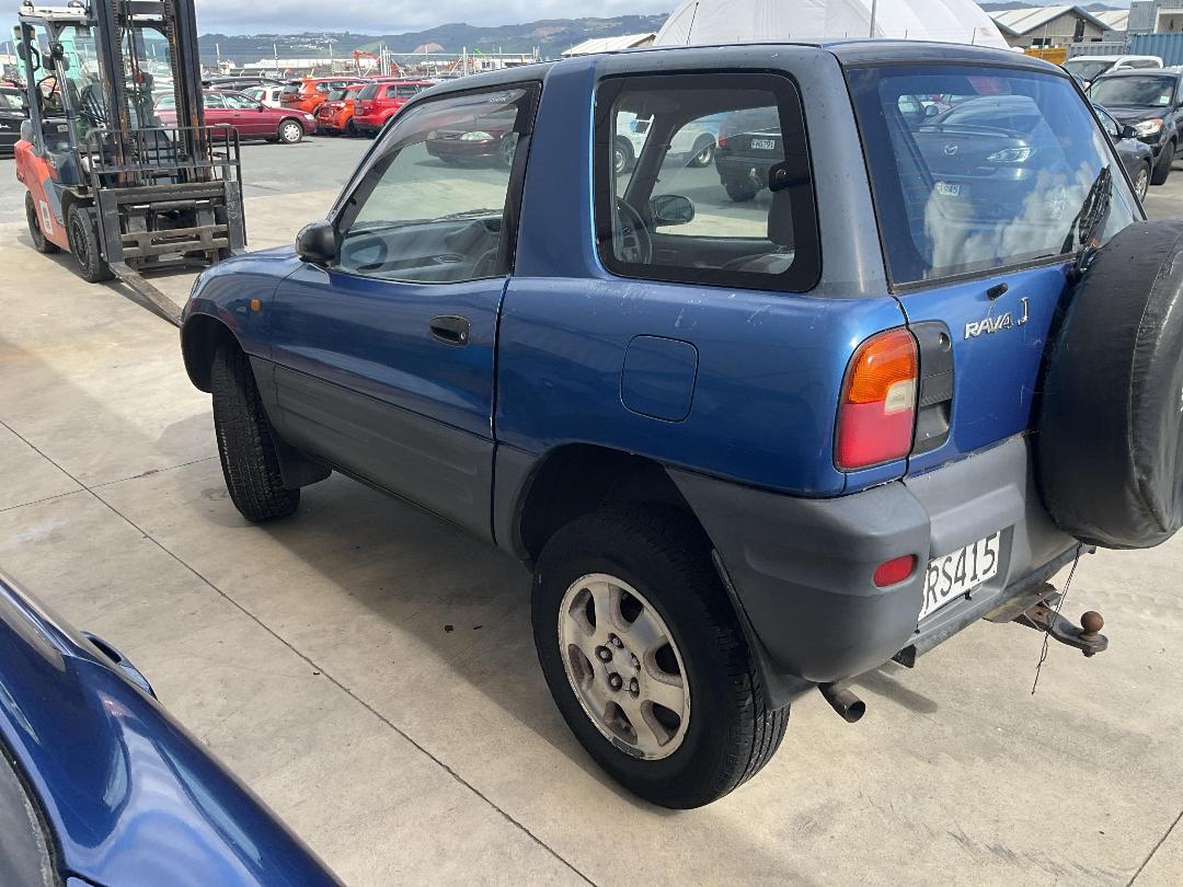 Photo '3' of Toyota Rav4 Photo '3' of Toyota Rav4