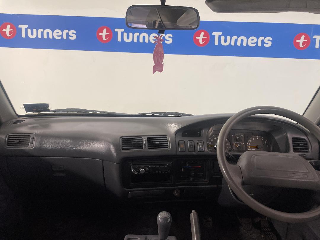 Photo '17' of Toyota Townace Photo '17' of Toyota Townace