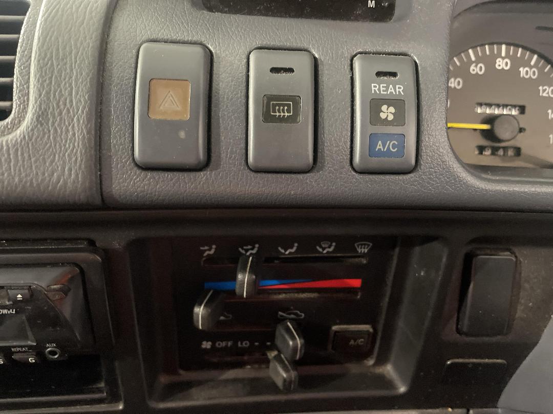 Photo '26' of Toyota Townace Photo '26' of Toyota Townace