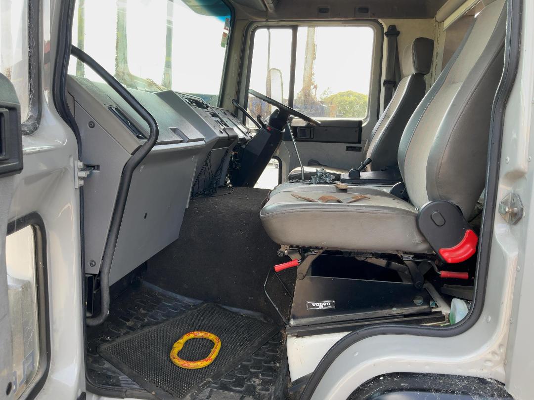 Photo '3' of Volvo FL6 11 Motorhome