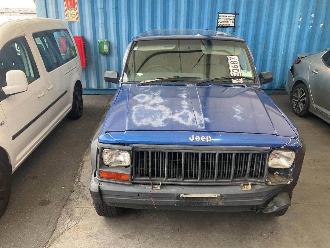 Photo '4' of Chrysler Jeep Cherokee Photo '4' of Chrysler Jeep Cherokee