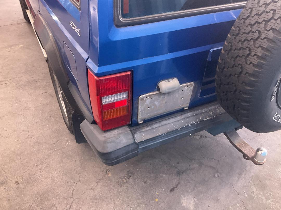 Photo '13' of Chrysler Jeep Cherokee Photo '13' of Chrysler Jeep Cherokee