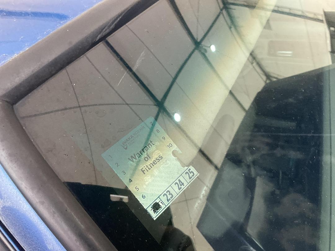 Photo '24' of Chrysler Jeep Cherokee Photo '24' of Chrysler Jeep Cherokee