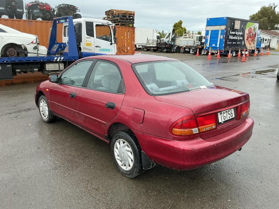Photo '4' of Ford Laser Glxi Photo '4' of Ford Laser Glxi