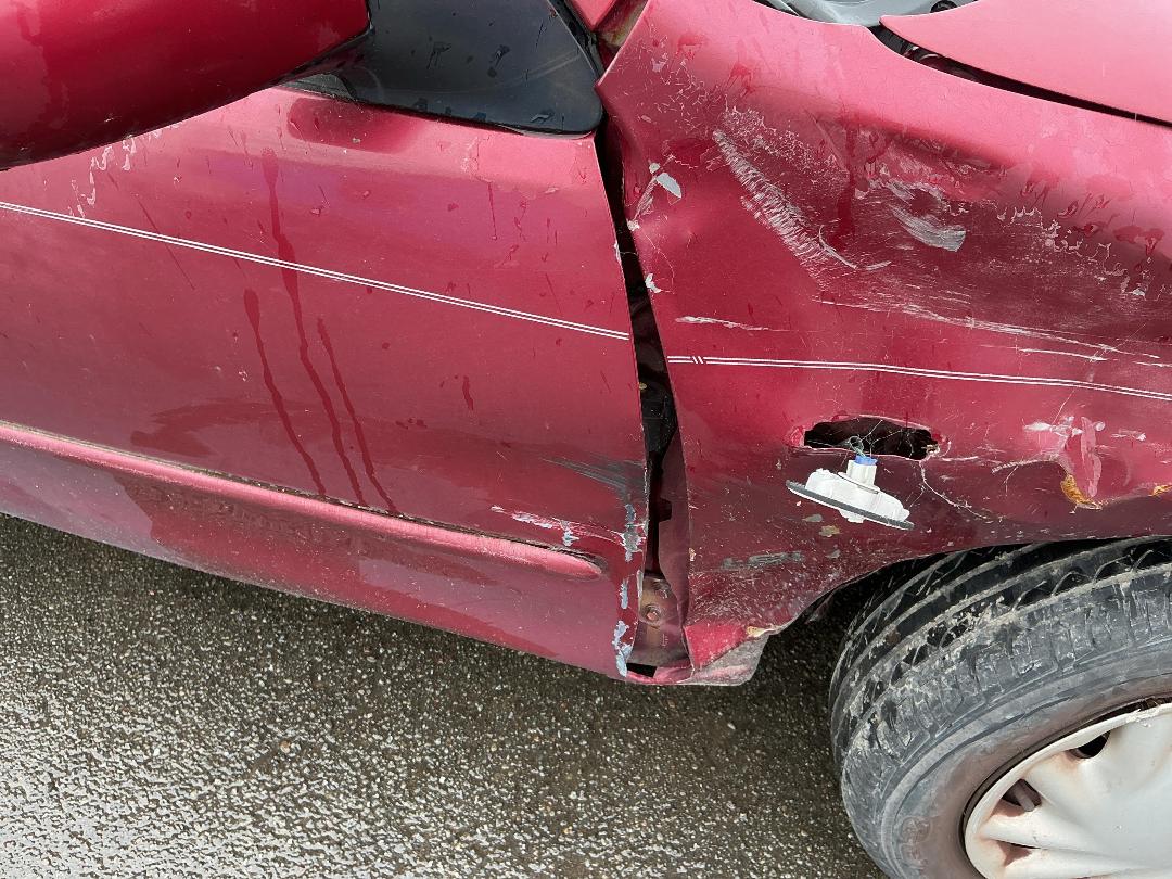 Photo '7' of Ford Laser Glxi Photo '7' of Ford Laser Glxi