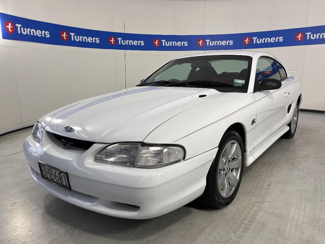 Photo '4' of Ford Mustang