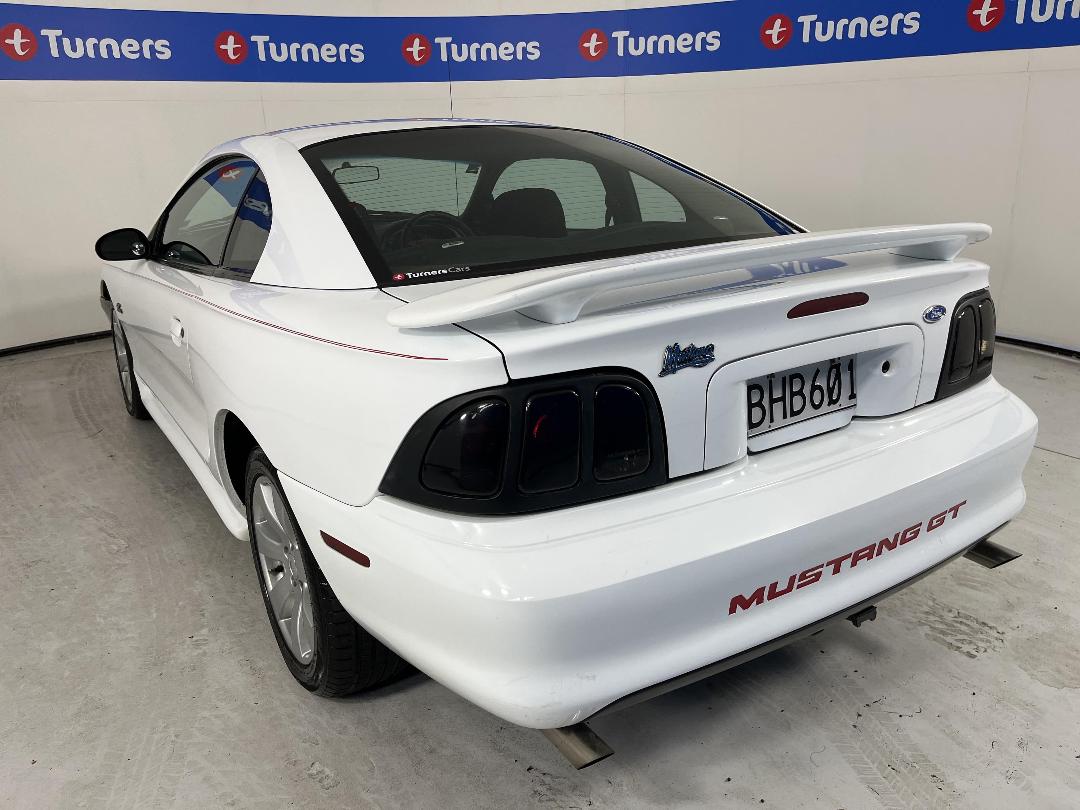 Photo '5' of Ford Mustang