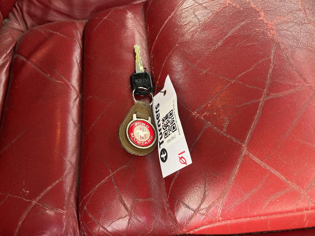 Photo '22' of Ford Mustang