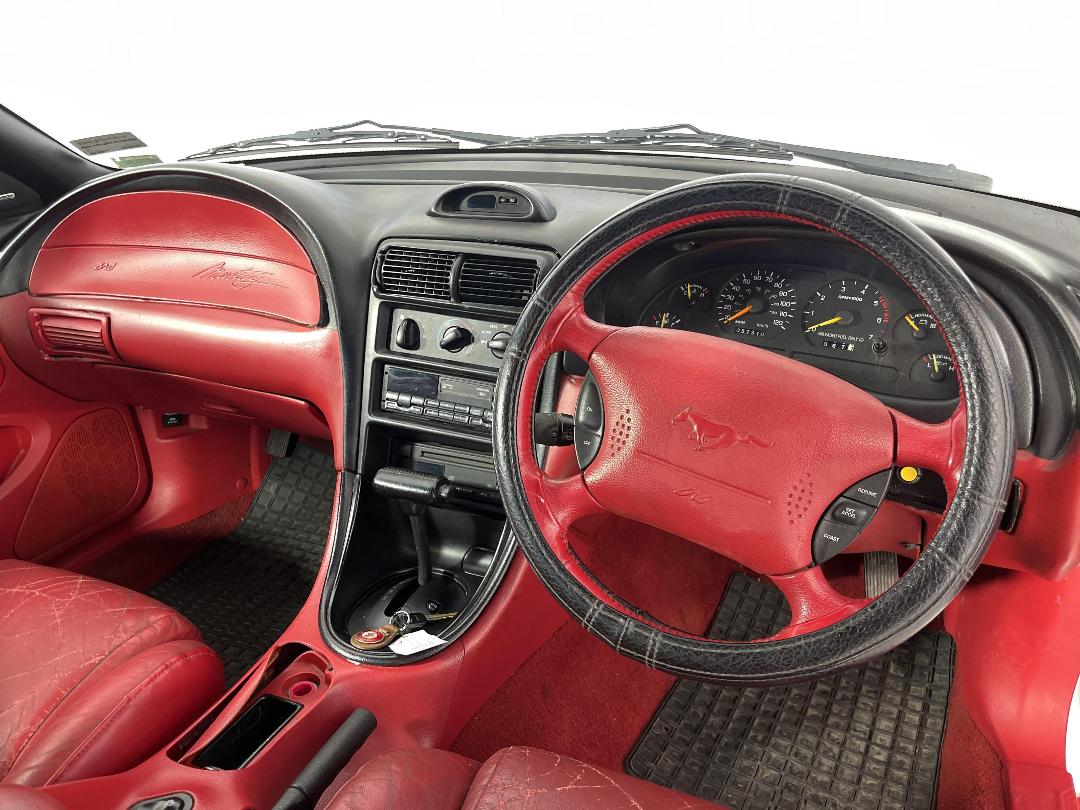 Photo '17' of Ford Mustang