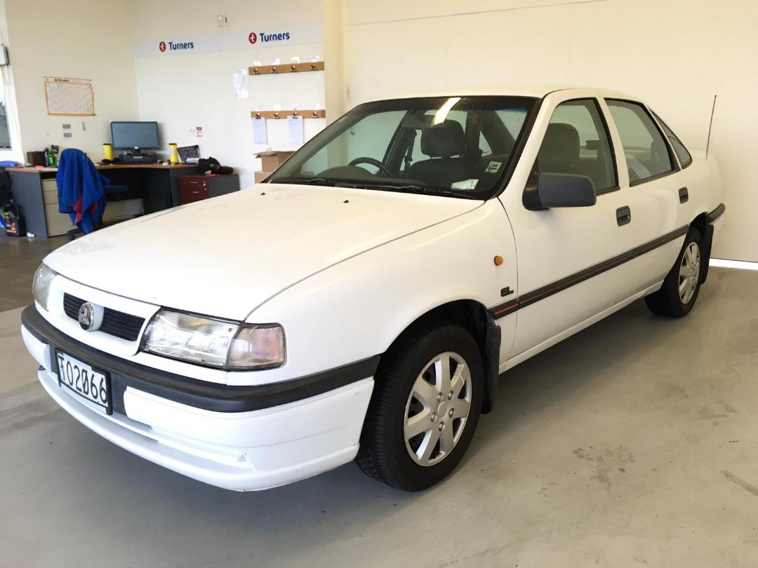 Used Holden Vectra GL 1995 Napier at Turners Cars 19405444 Turners
