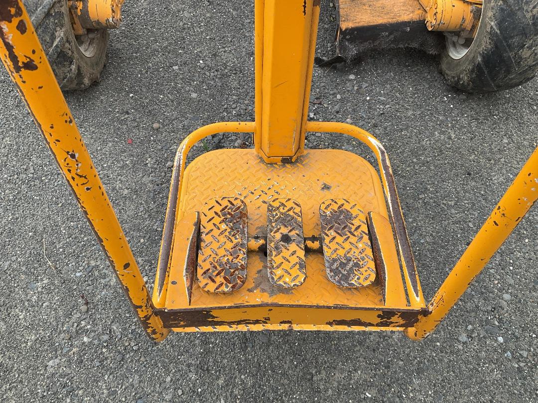 Photo '7' of Hydralada Compact 300 Knuckleboom/Boomlift