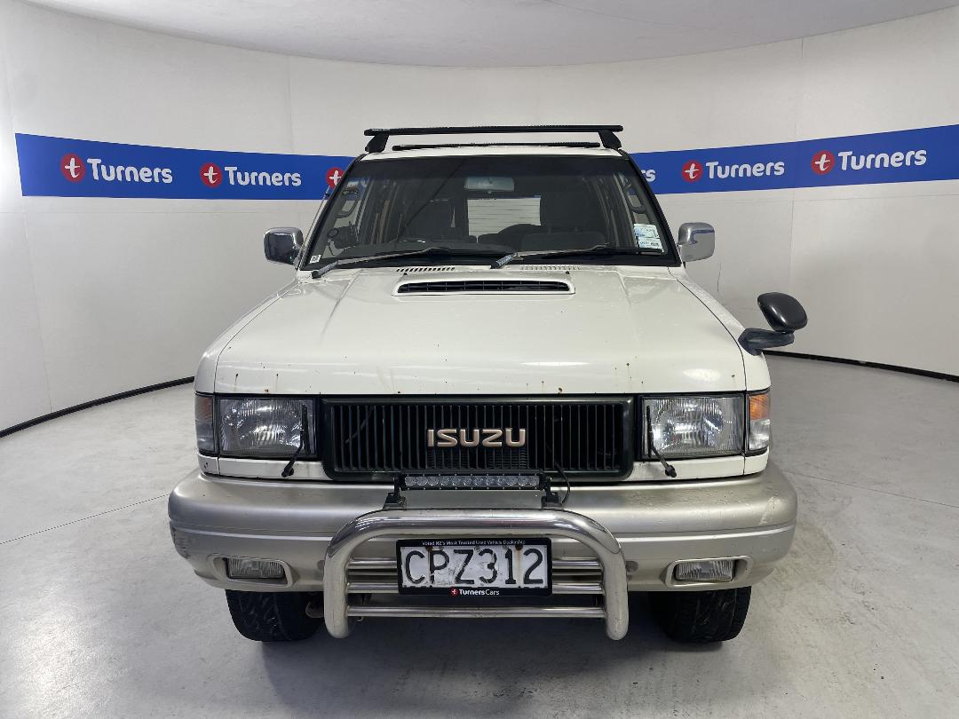 Photo '2' of Isuzu Bighorn