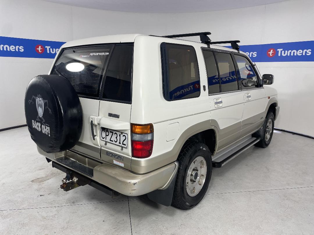 Photo '7' of Isuzu Bighorn