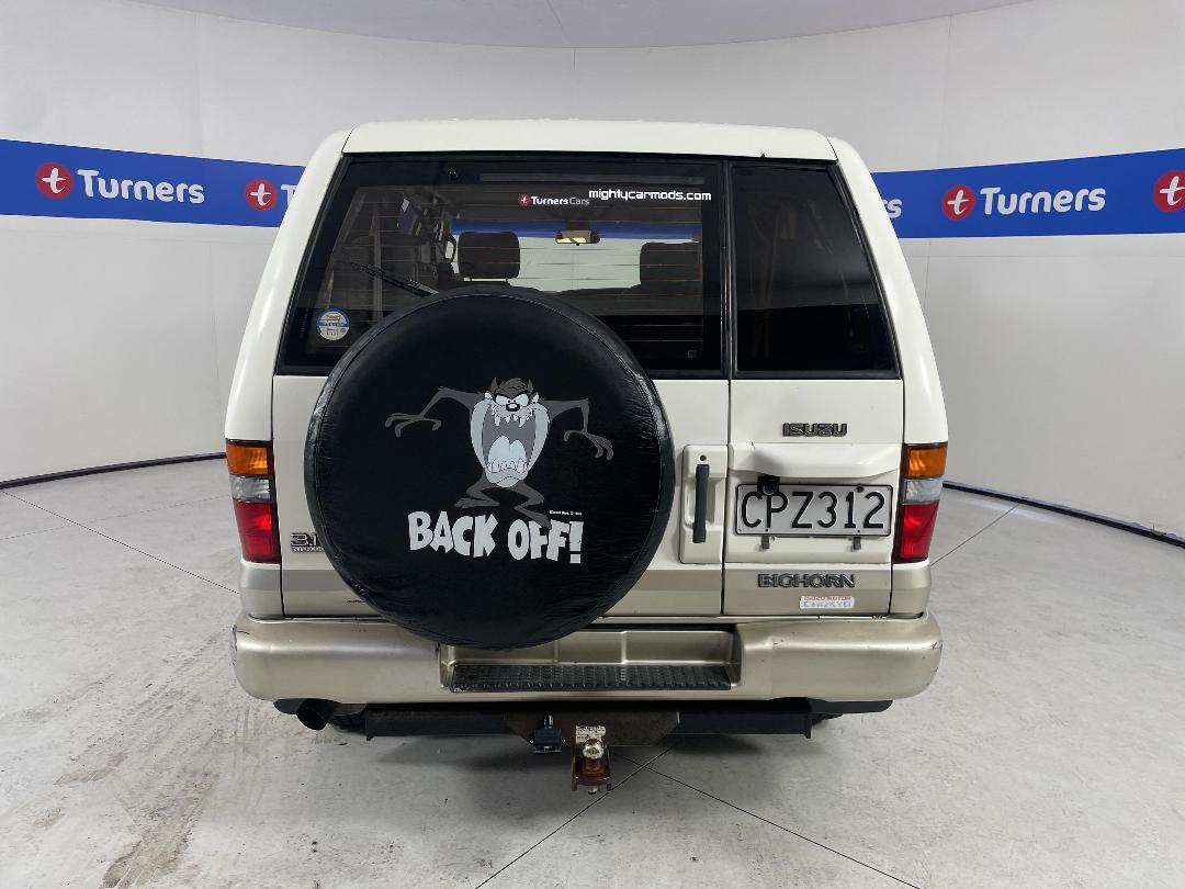 Photo '6' of Isuzu Bighorn