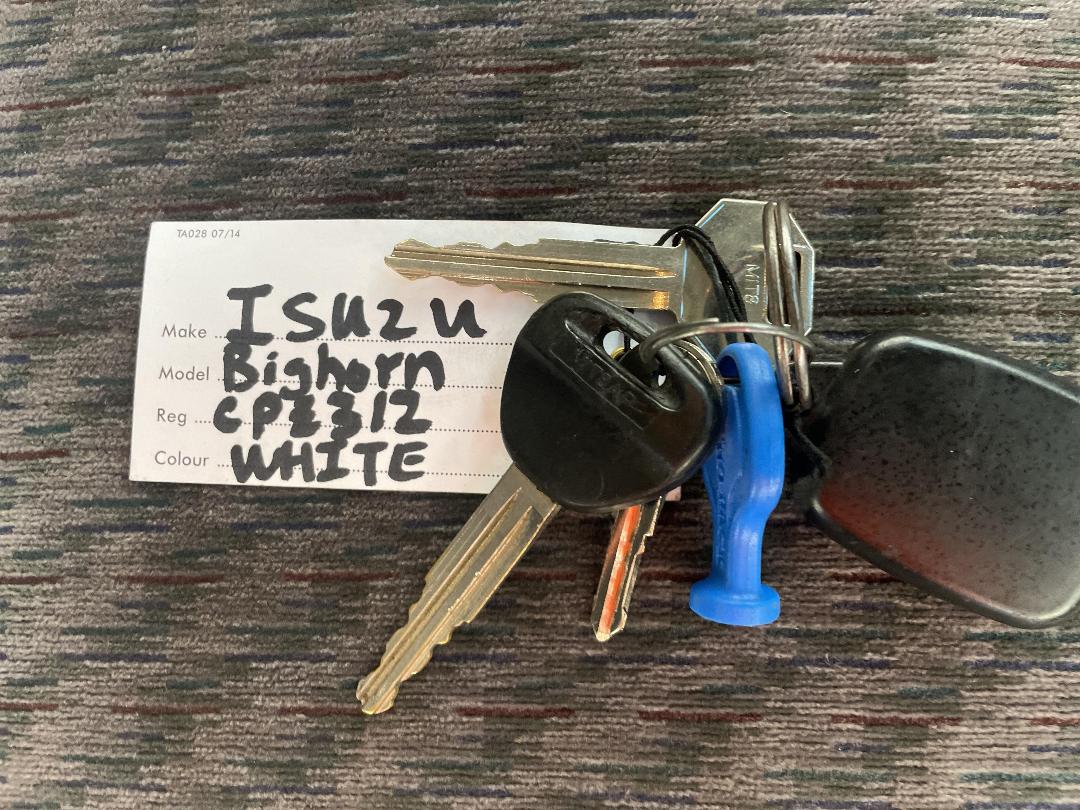 Photo '22' of Isuzu Bighorn