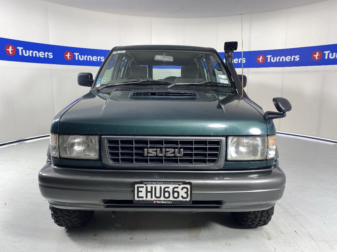 Photo '2' of Isuzu Bighorn