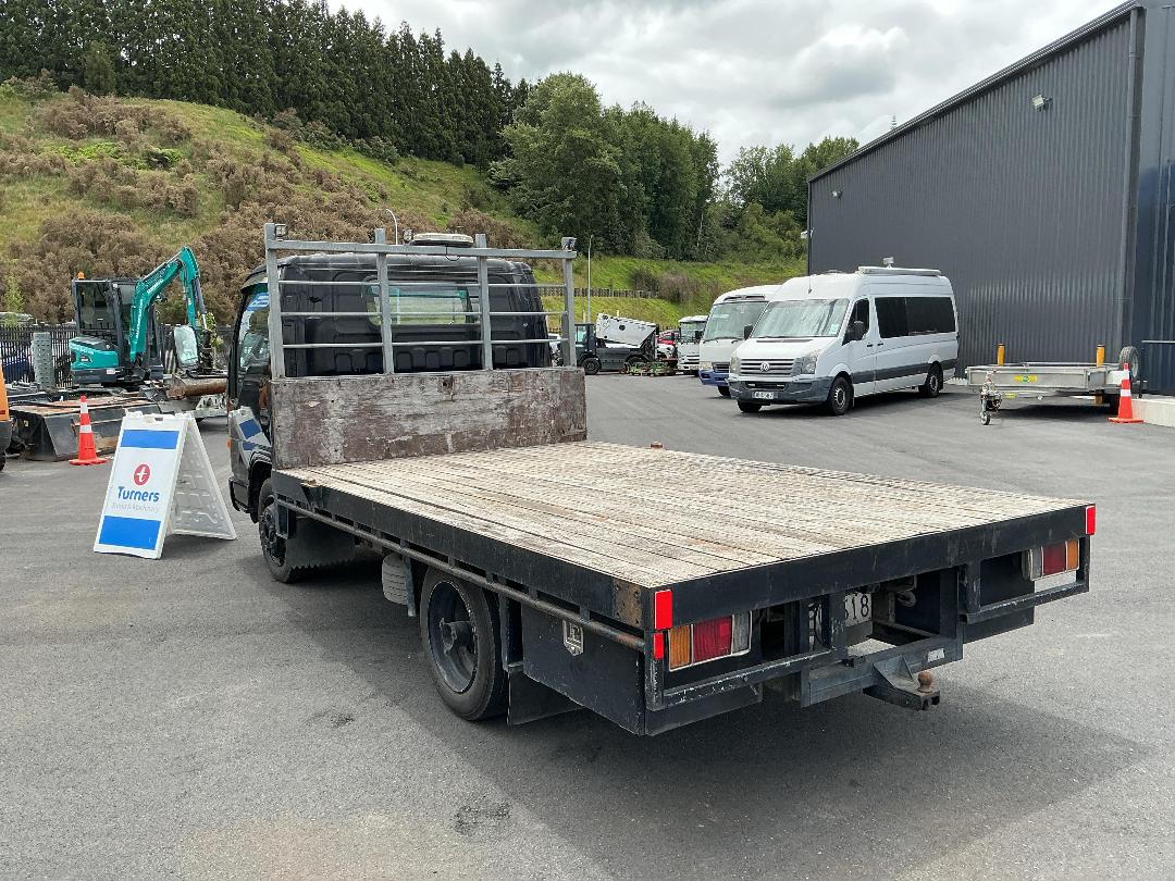 Photo '6' of Isuzu ELF Flat Deck Photo '6' of Isuzu ELF Flat Deck