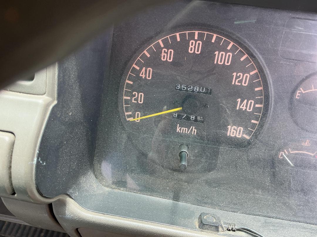 Photo '13' of Isuzu ELF Flat Deck Photo '13' of Isuzu ELF Flat Deck