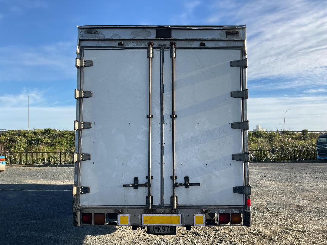 Photo '5' of Isuzu Forward Other Truck Photo '5' of Isuzu Forward Other Truck