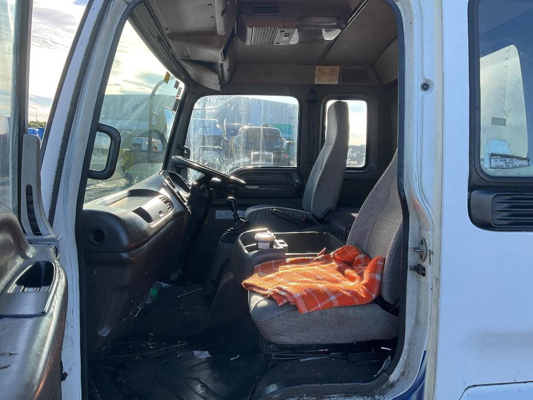 Photo '21' of Isuzu Forward Other Truck Photo '21' of Isuzu Forward Other Truck