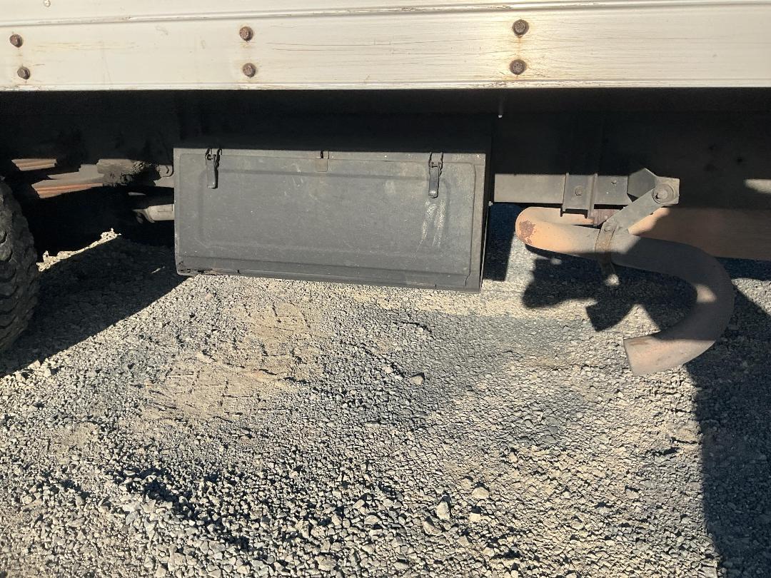 Photo '27' of Isuzu Forward Other Truck Photo '27' of Isuzu Forward Other Truck