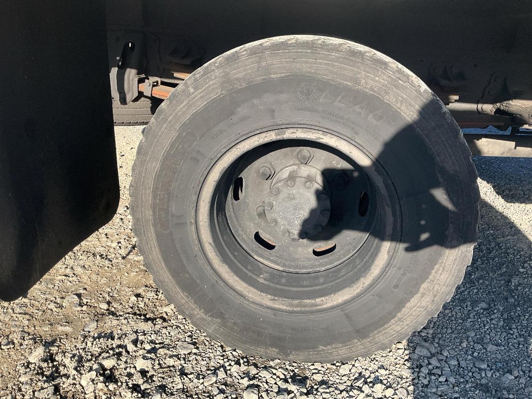 Photo '38' of Isuzu Forward Other Truck Photo '38' of Isuzu Forward Other Truck