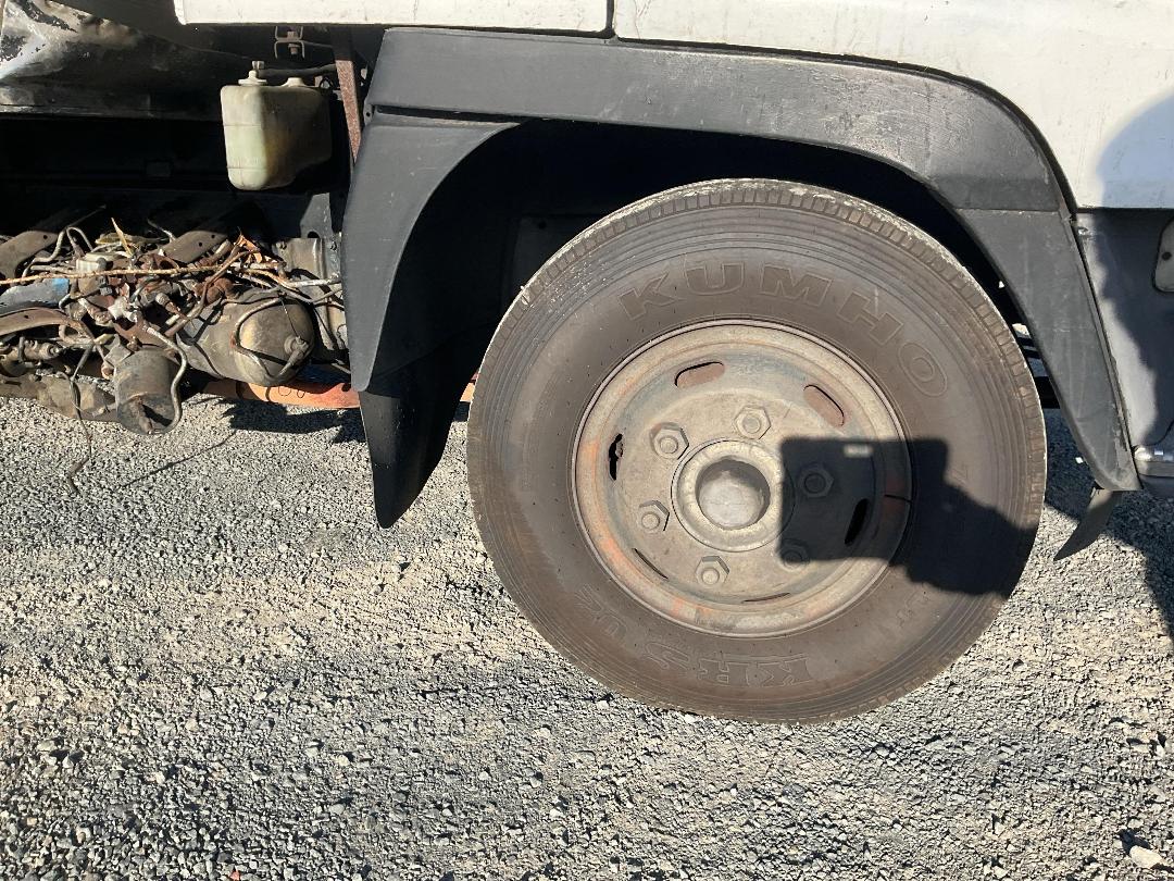 Photo '40' of Isuzu Forward Other Truck Photo '40' of Isuzu Forward Other Truck