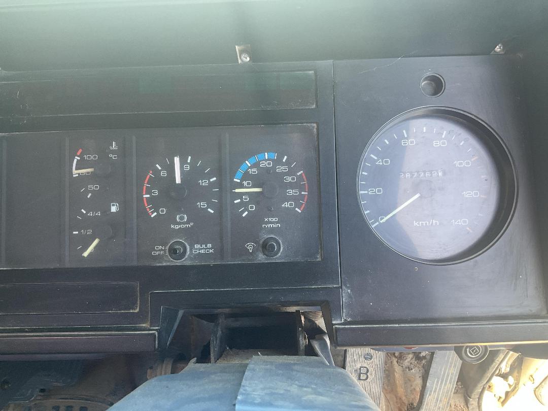 Photo '33' of Isuzu FSR600 Tipper Photo '33' of Isuzu FSR600 Tipper