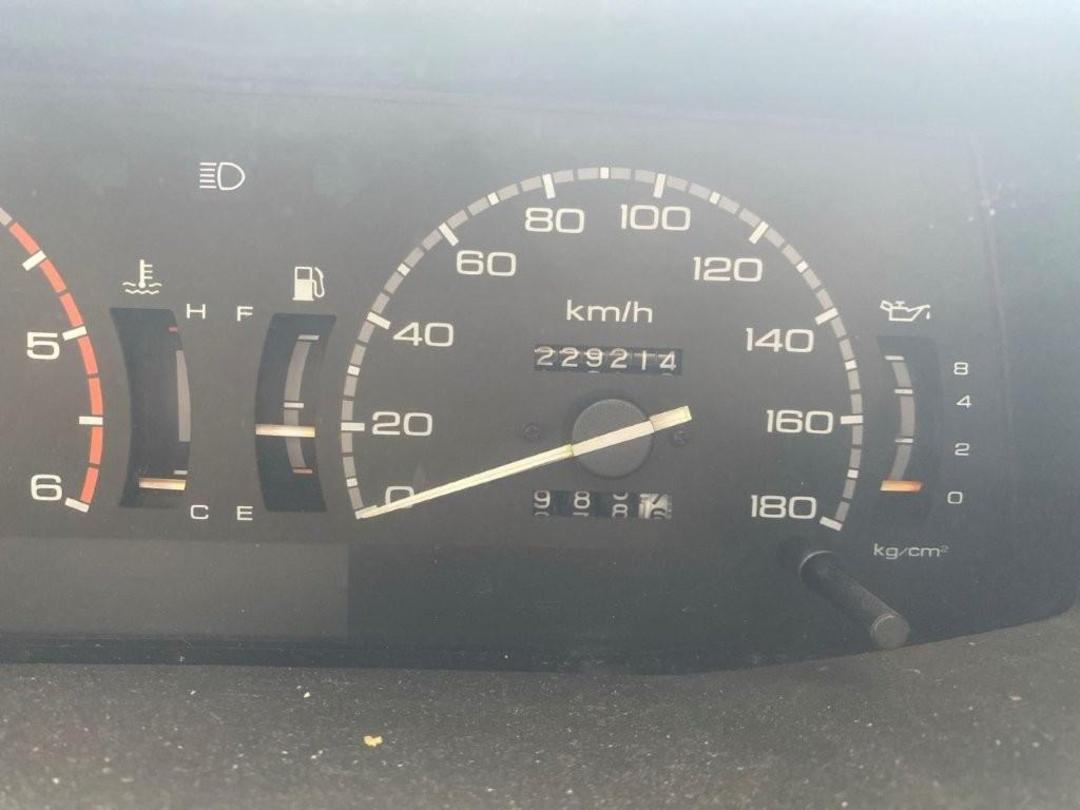 Photo '19' of Isuzu MU Photo '19' of Isuzu MU