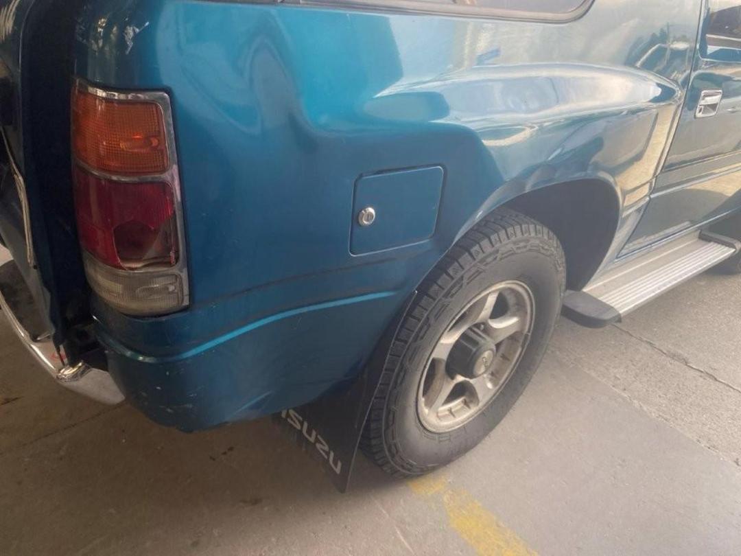 Photo '11' of Isuzu MU Photo '11' of Isuzu MU