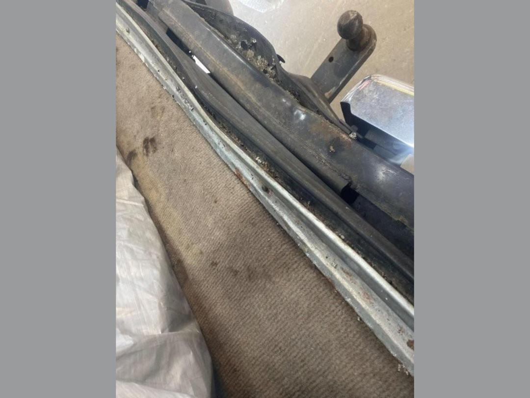 Photo '23' of Isuzu MU Photo '23' of Isuzu MU