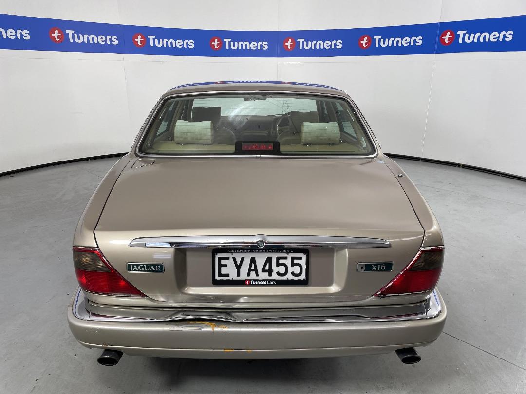 Photo '6' of Jaguar XJ6 Photo '6' of Jaguar XJ6