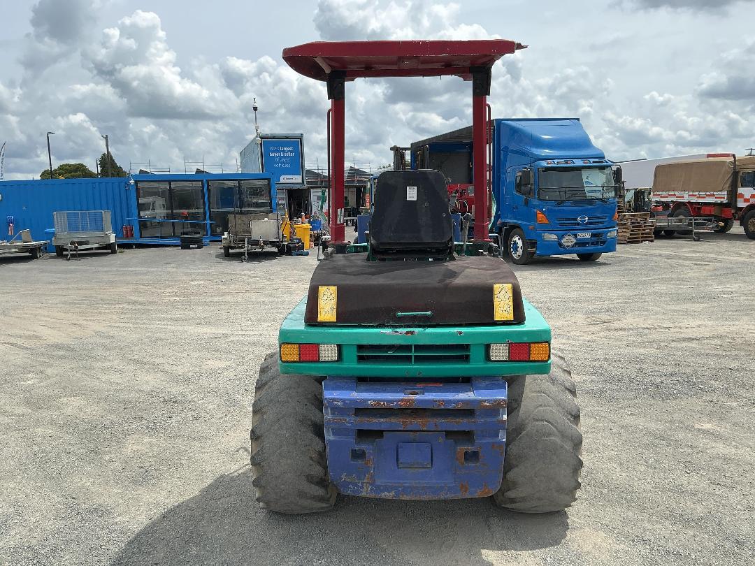 Photo '5' of Komatsu WA40-3 Wheel Loader Photo '5' of Komatsu WA40-3 Wheel Loader