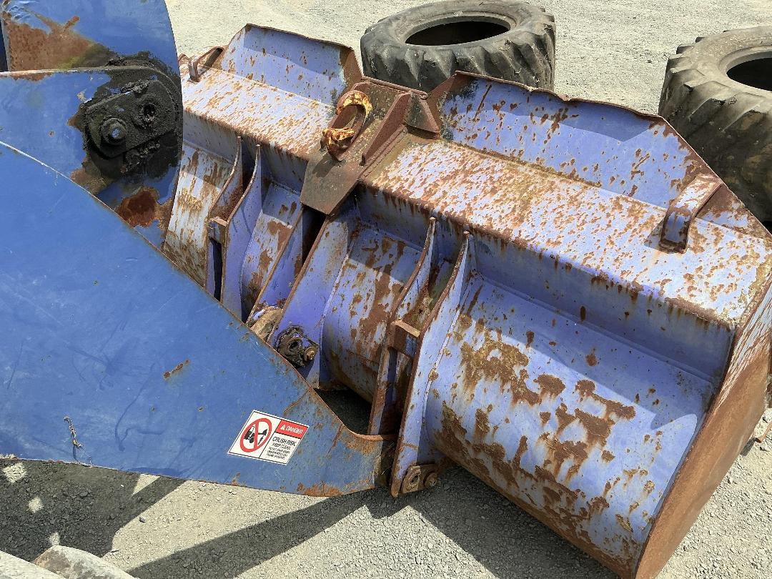 Photo '12' of Komatsu WA40-3 Wheel Loader Photo '12' of Komatsu WA40-3 Wheel Loader