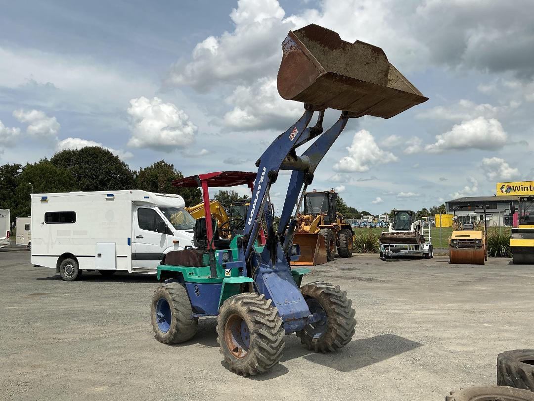 Photo '23' of Komatsu WA40-3 Wheel Loader Photo '23' of Komatsu WA40-3 Wheel Loader