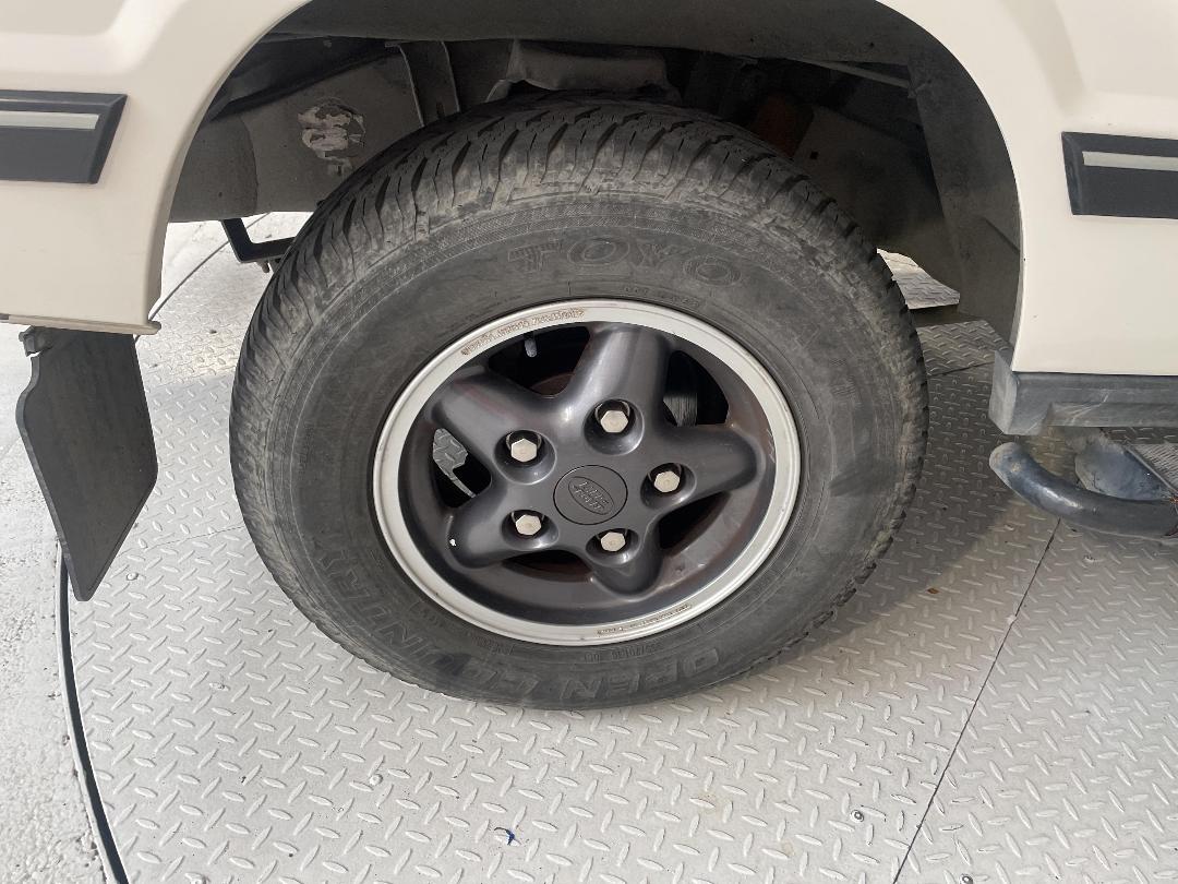 Photo '12' of Land Rover Discovery