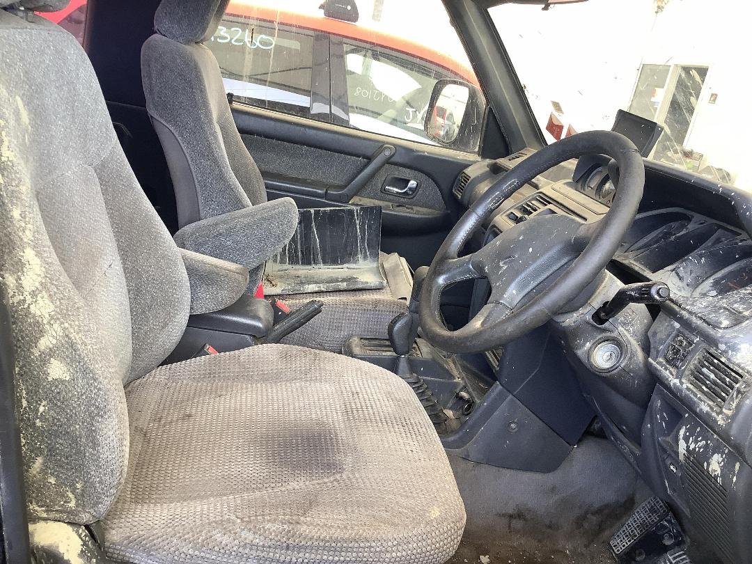 Photo '9' of Mitsubishi Pajero