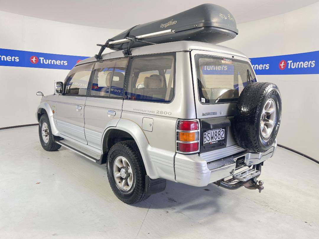 Photo '5' of Mitsubishi Pajero