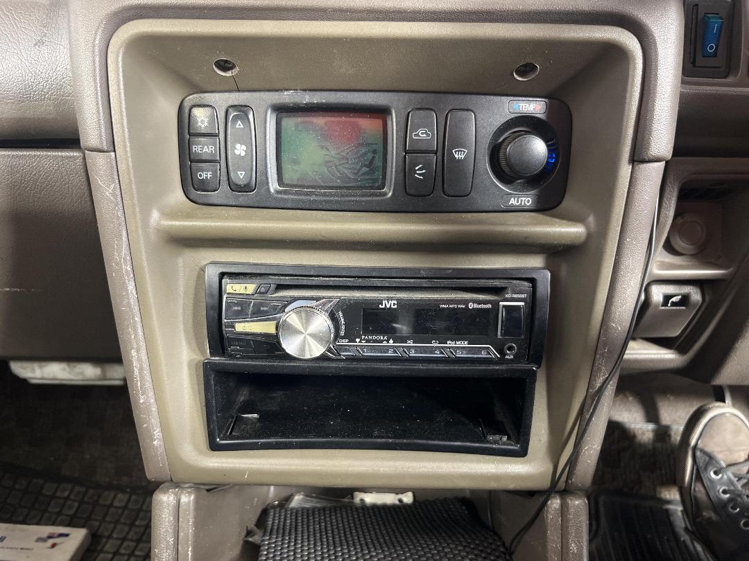 Photo '24' of Mitsubishi Pajero