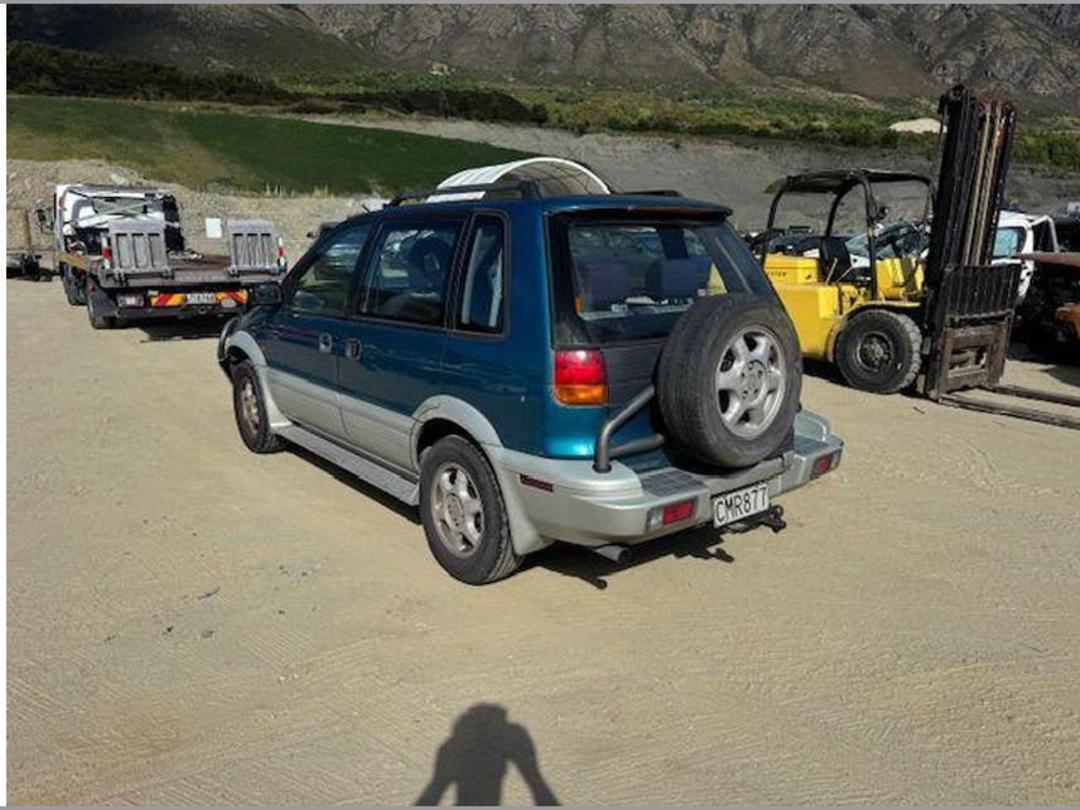 Photo '3' of Mitsubishi RVR