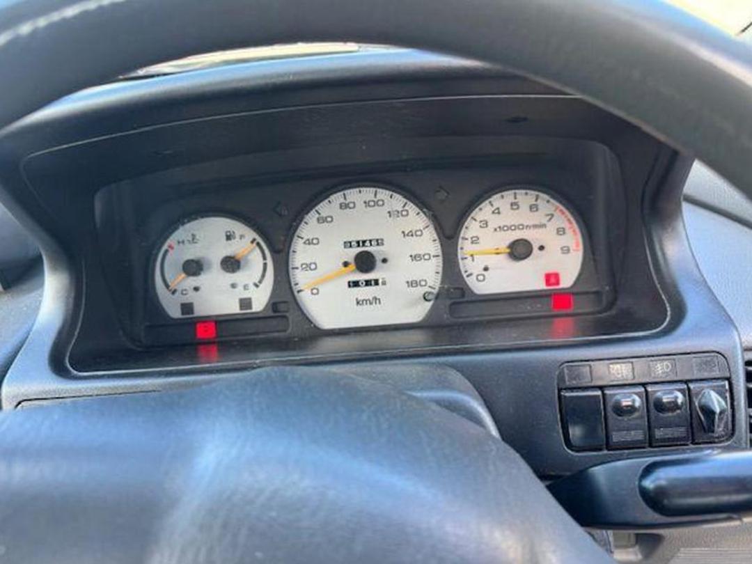 Photo '10' of Mitsubishi RVR