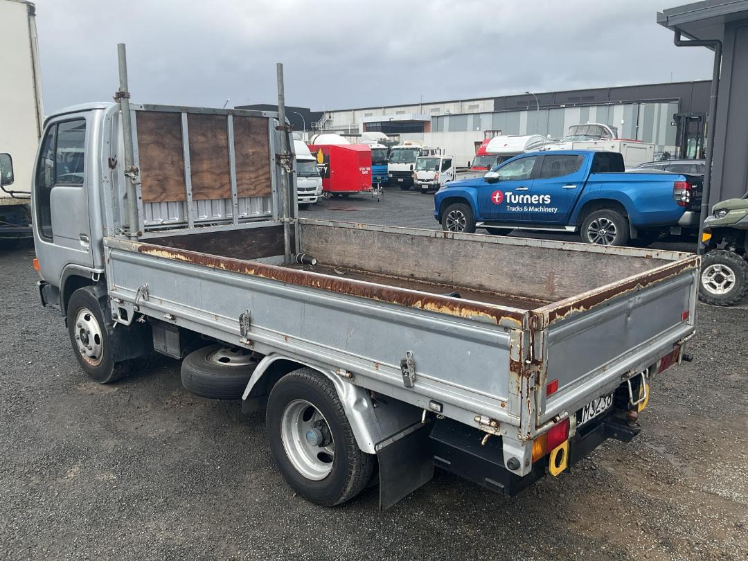 Photo '6' of Nissan Atlas 200 Flat Deck