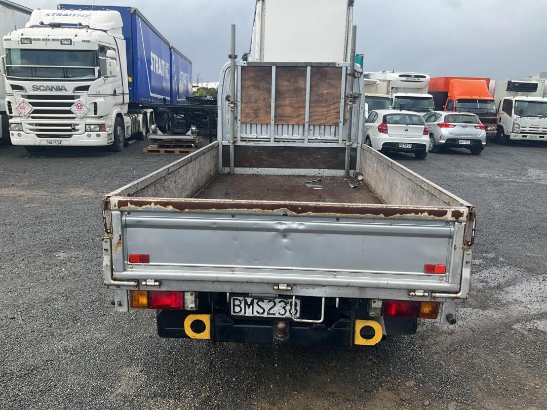 Photo '5' of Nissan Atlas 200 Flat Deck