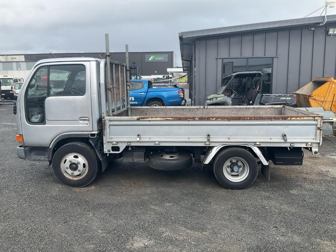 Photo '7' of Nissan Atlas 200 Flat Deck