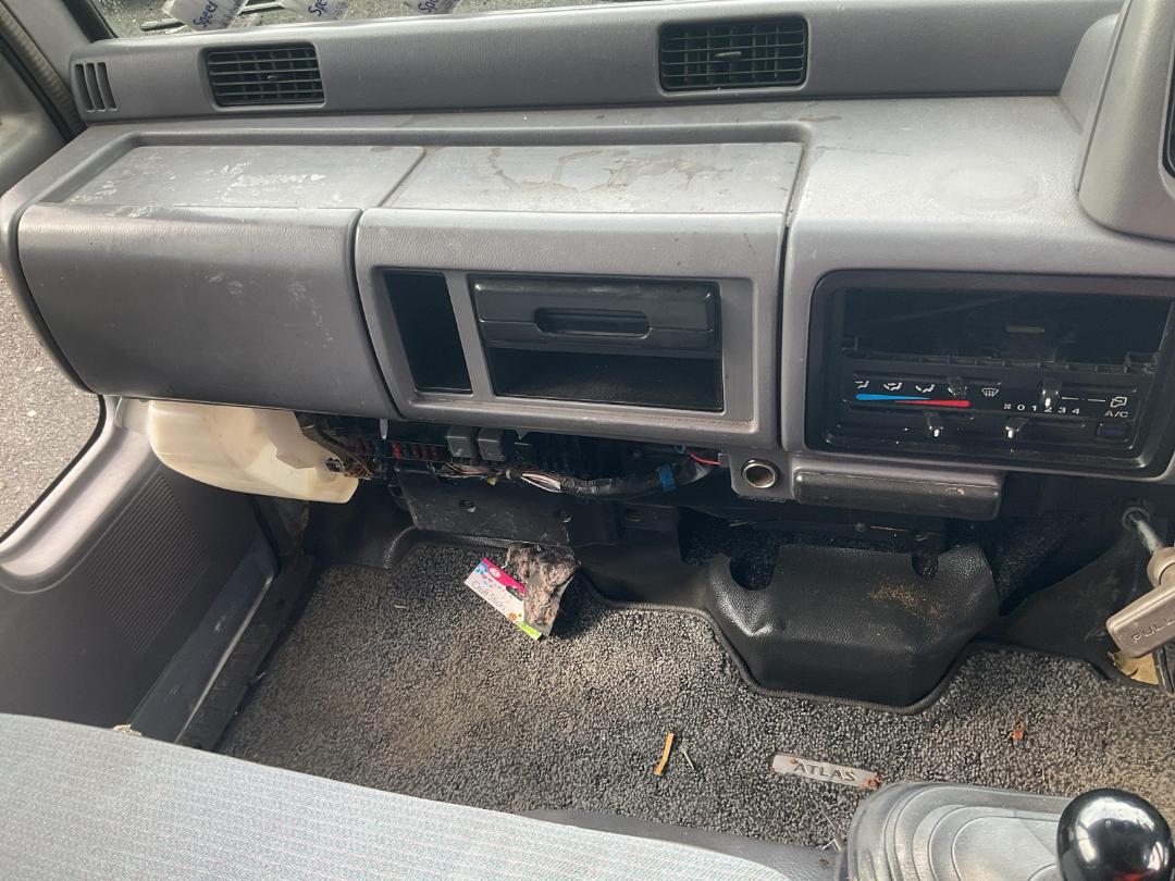 Photo '14' of Nissan Atlas 200 Flat Deck