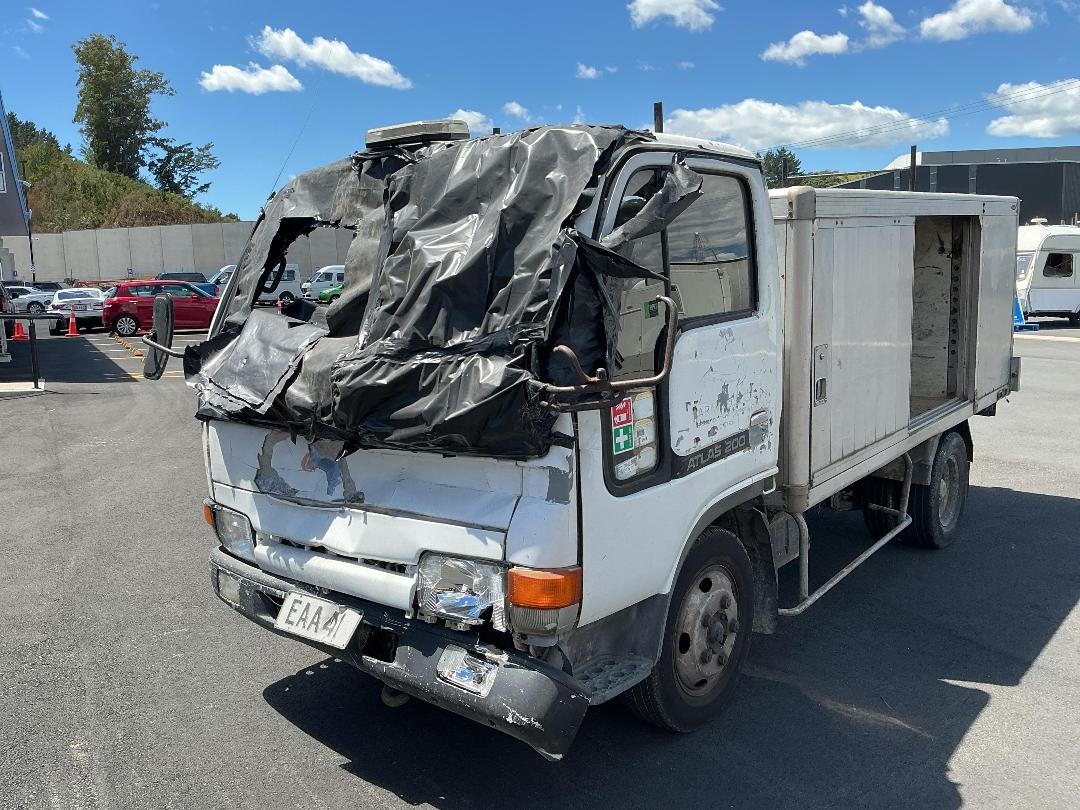 Photo '9' of Nissan Atlas 200 Box Body Photo '9' of Nissan Atlas 200 Box Body