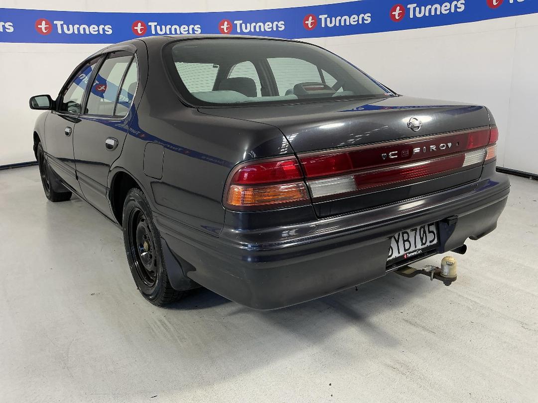 Photo '5' of Nissan Cefiro