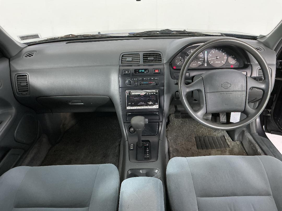 Photo '17' of Nissan Cefiro