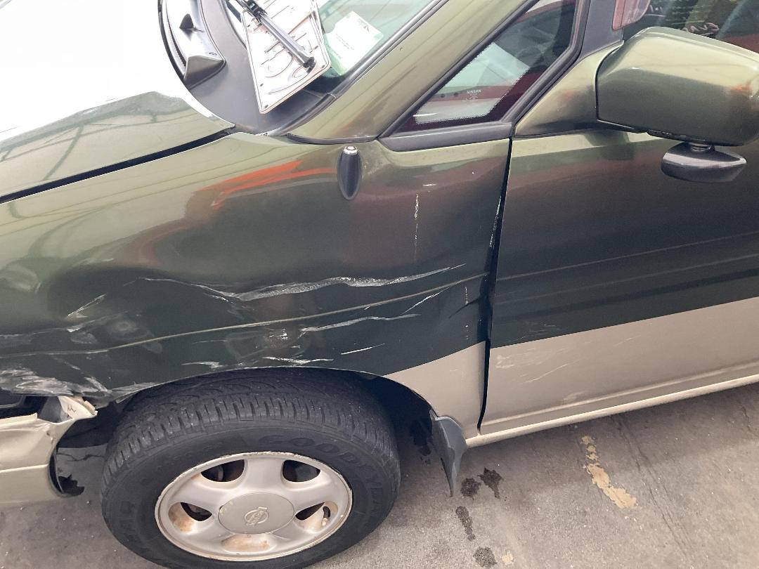 Photo '8' of Nissan Prairie Photo '8' of Nissan Prairie