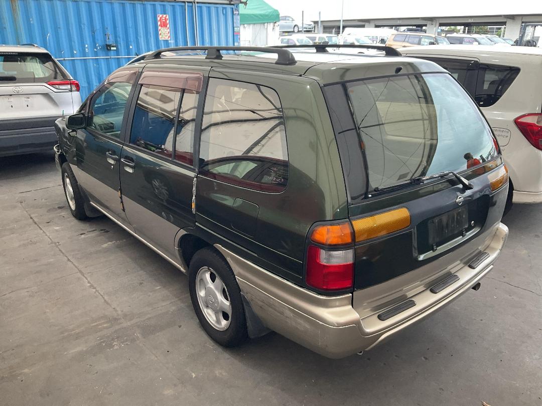 Photo '9' of Nissan Prairie Photo '9' of Nissan Prairie